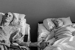 Ils meurent main dans la main après 62 ans de mariage Ils meurent main dans la main après 62 ans de mariage